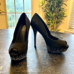 Aldo Black Peep Toe High Heels with Beautiful Sparkles Size 7.5